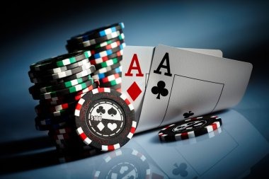 api777 Android app home screen showing live dealer games and sportsbook fixtures